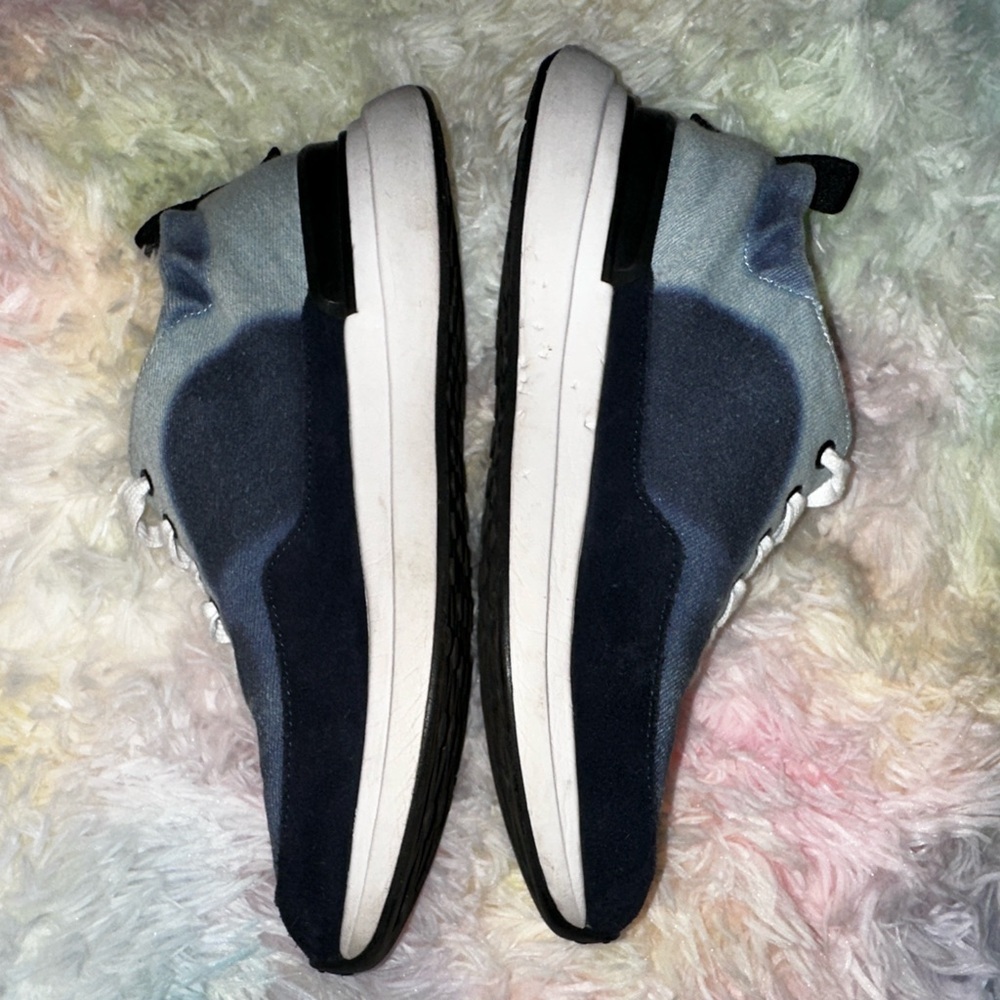 Chanel Blue Denim CC Logo Sneakers Size 38 - Picture 9 of 11